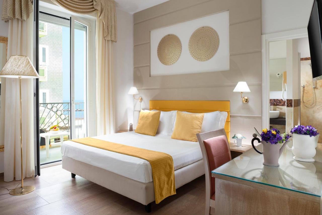 Hotel Orizzonte Μπελάρια-Ιτζέα Μαρίνα Εξωτερικό φωτογραφία