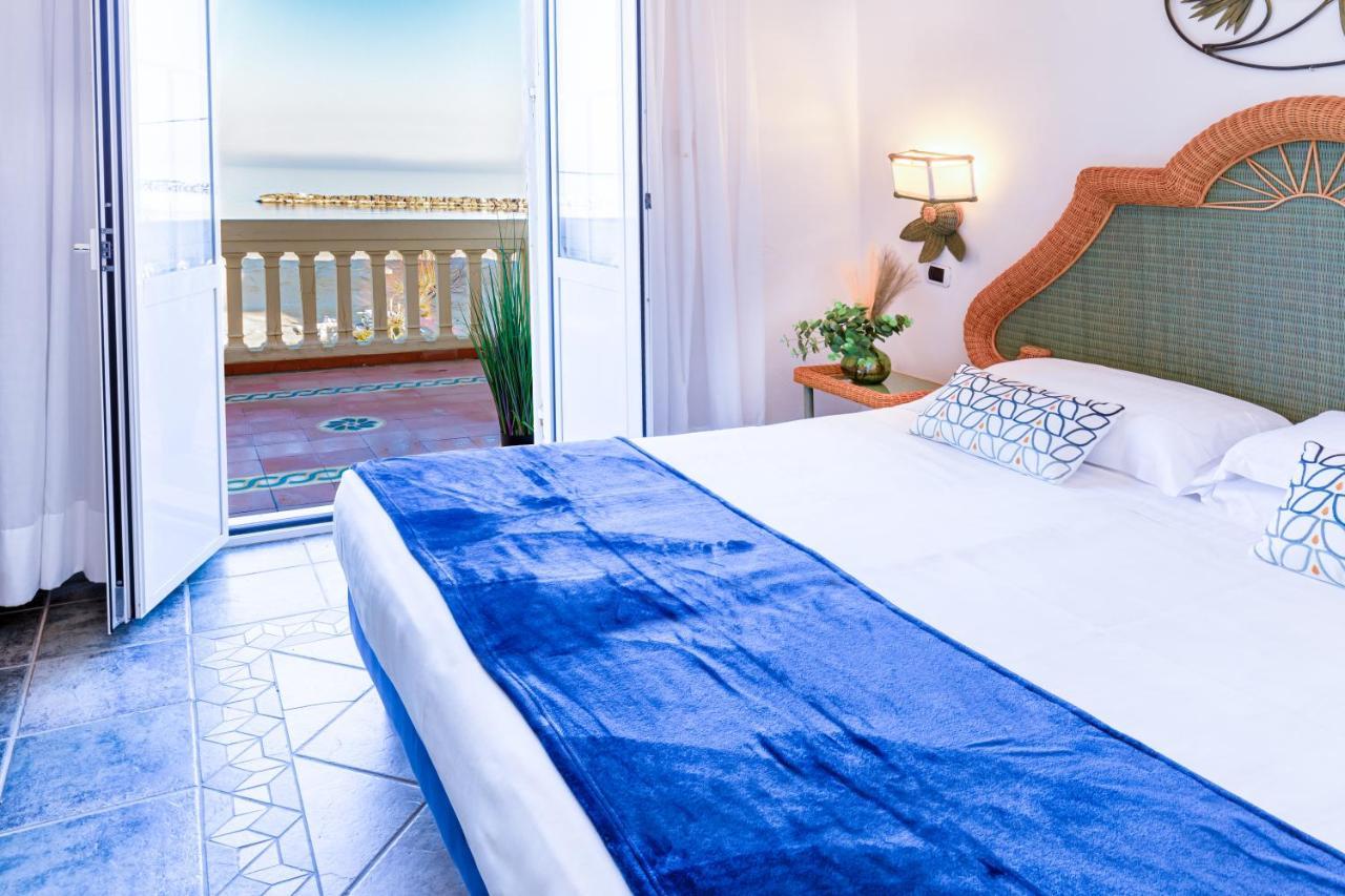 Hotel Orizzonte Μπελάρια-Ιτζέα Μαρίνα Εξωτερικό φωτογραφία